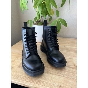 Dr Doc Martens Boots L7 M6 1460 Mono Black Lace Up